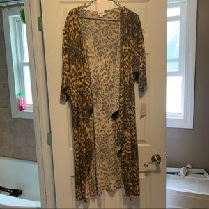 Lularoe Leopard print Shirley